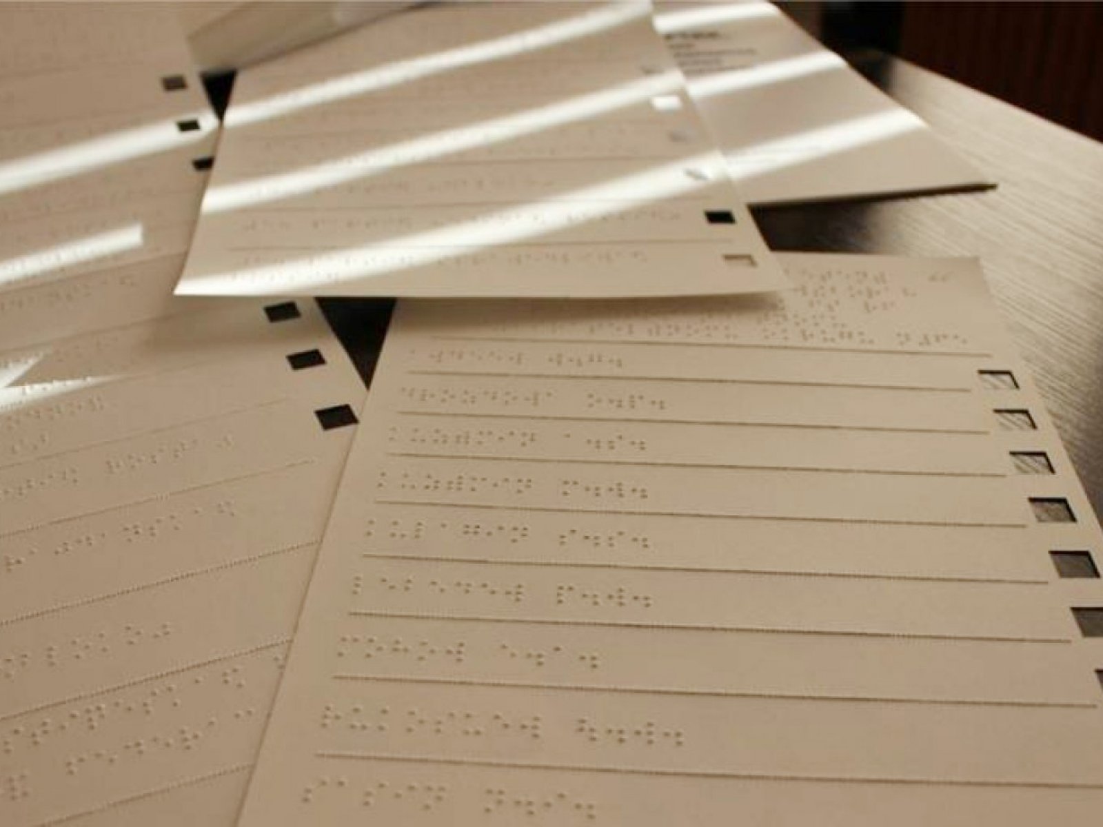  Выборы губернатора: в Свердловской области приступили к изготовлению бюллетеней азбукой Брайля