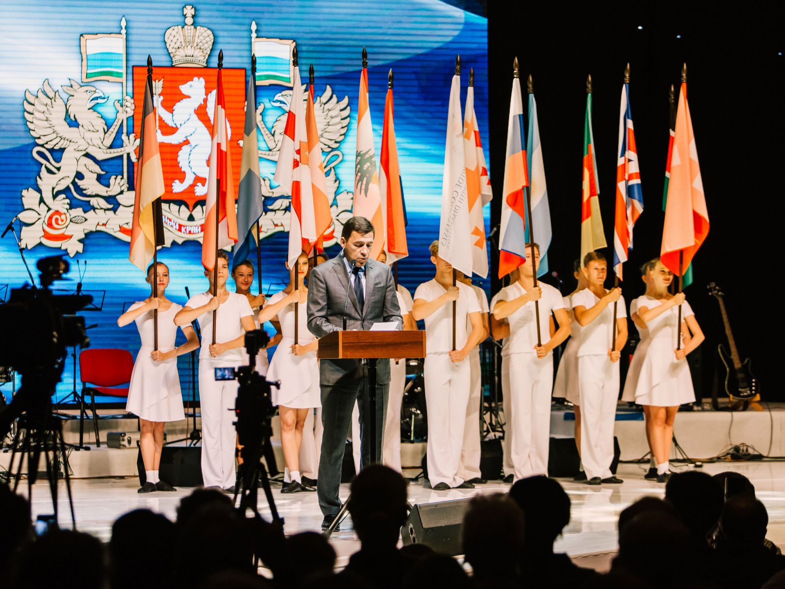 Евгений Куйвашев передал теплые слова Президента России делегатам Всемирного конгресса людей с ограниченными возможностями здоровья
