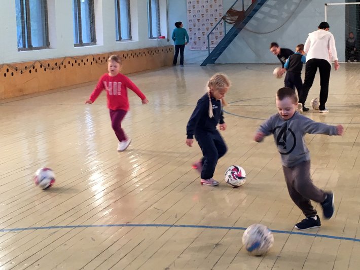 Особые дети готовятся стать футболистами