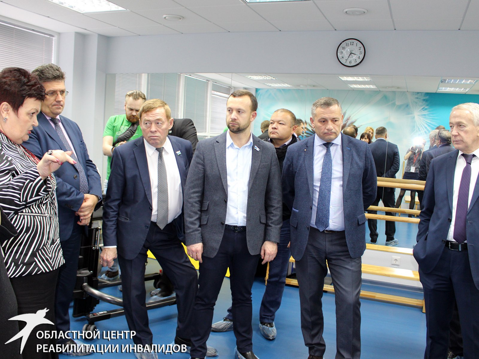 Депутаты Заксобрания посетили Областной центр реабилитации инвалидов