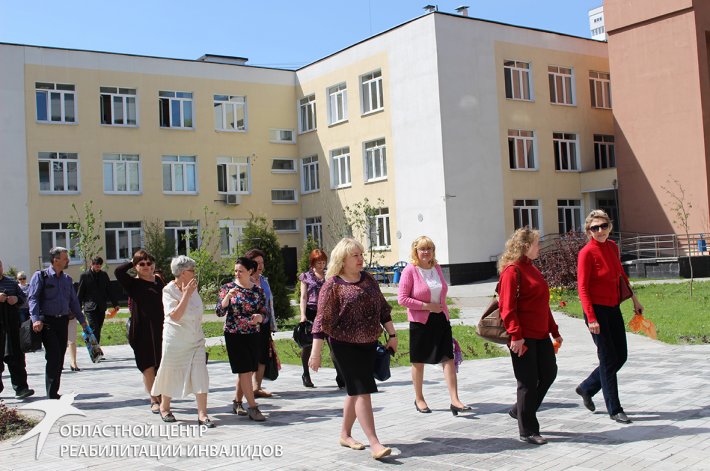 Сурдопереводчики Свердловской области посетили Областной центр реабилитации инвалидов